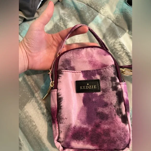 Kedzie Crosstown Crossbody Purse - Picture 6 of 6